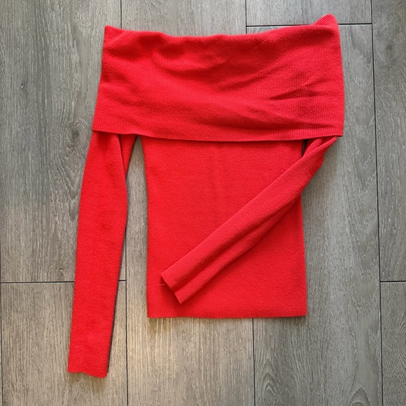 Wilfred Nola Off-the-Shoulder Sweater | Red | 2XS - Picture 5 of 6